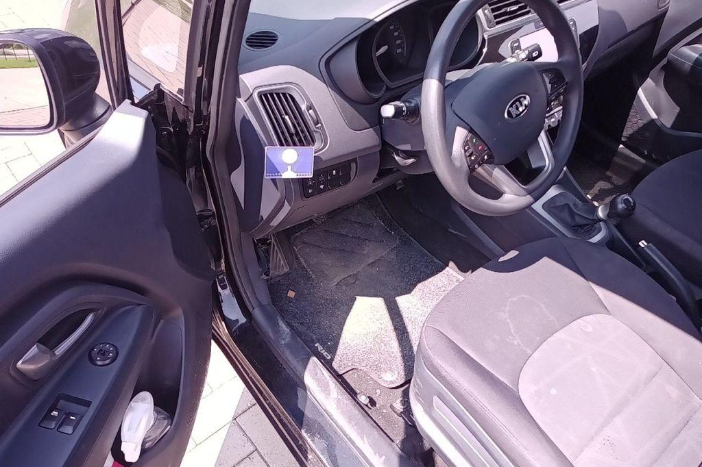 Kia Rio 2017 фото 29