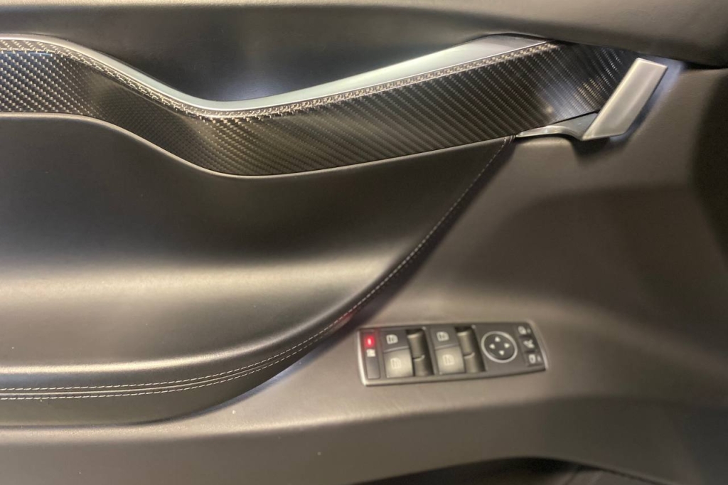 Tesla Model X 90D 2016 фото 7