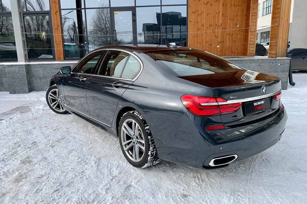 BMW 730 xDrive 2016 photo 4