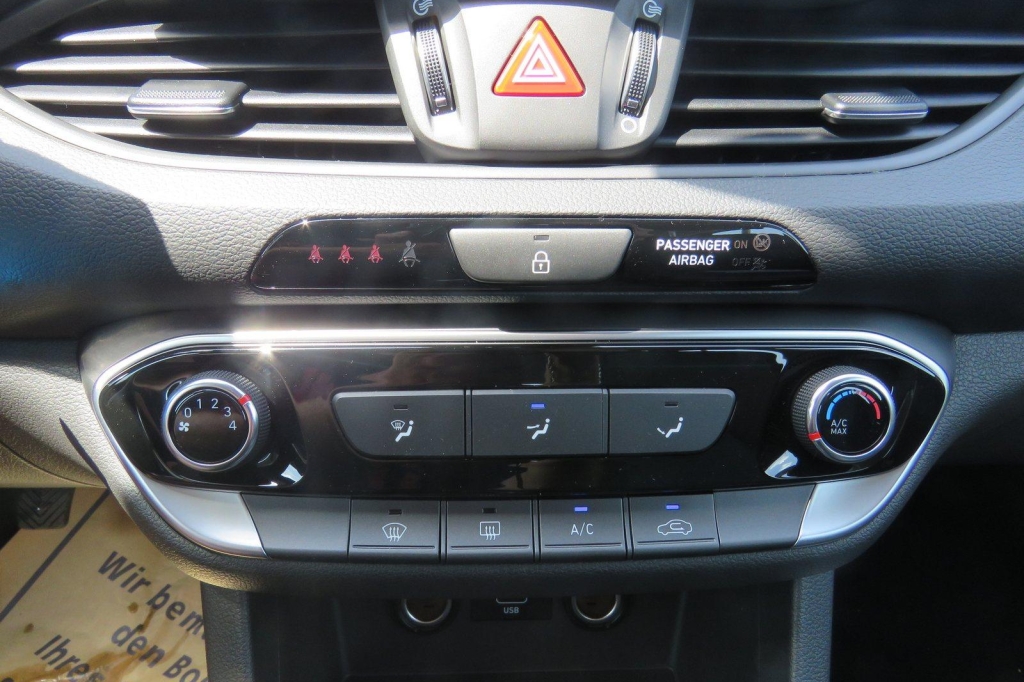 Hyundai i30 Wagon 2021 фото 7