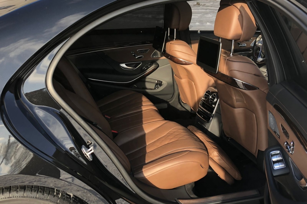 Mercedes-Benz S 560 4matic Long 2017 photo 12