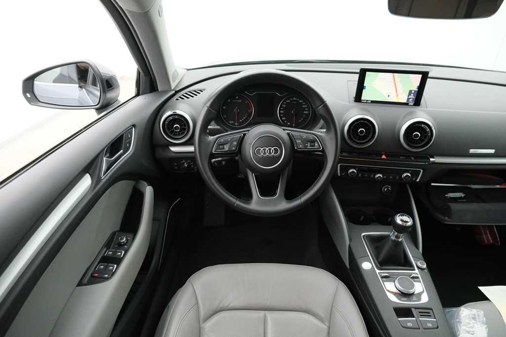 Audi A3 Sportback 2017 фото 2