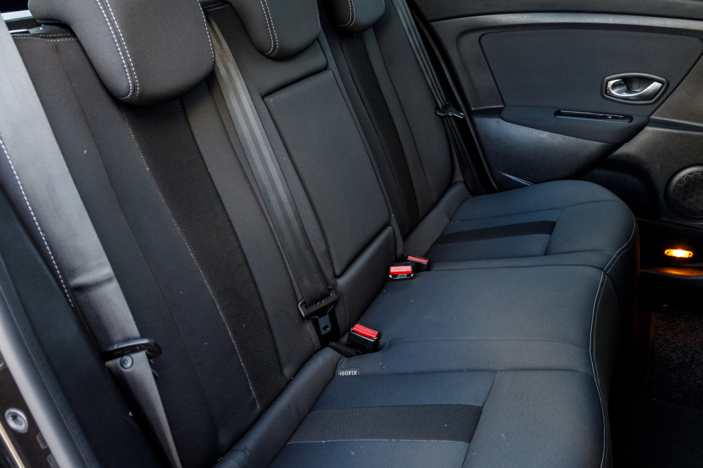 Renault Megane TCe 2010 photo 18