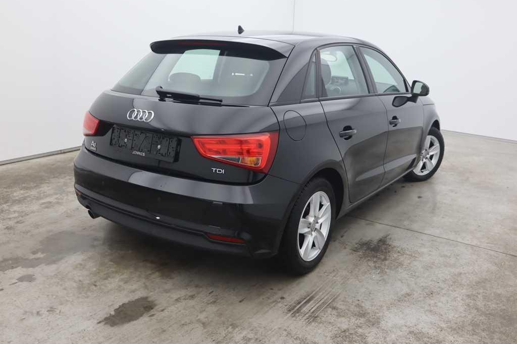 Audi A1 2017 фото 3