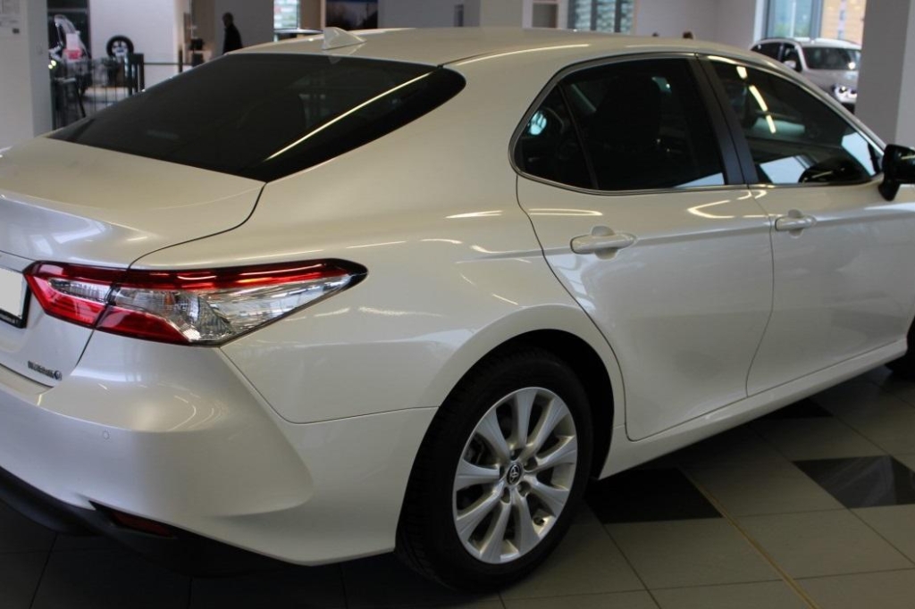 Toyota Camry 2020 photo 4