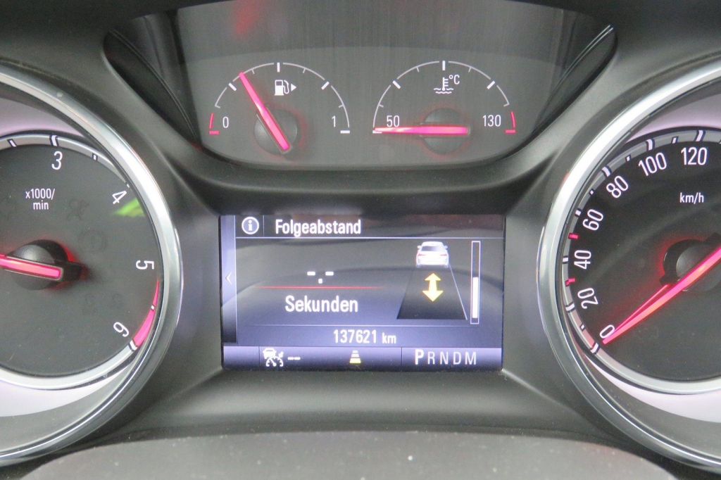 Opel Insignia Sports Tourer 2018 photo 1