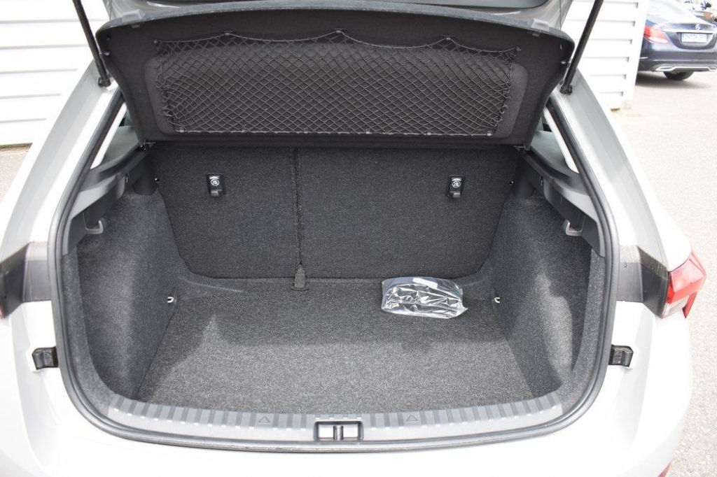 Skoda Scala 2020 фото 2