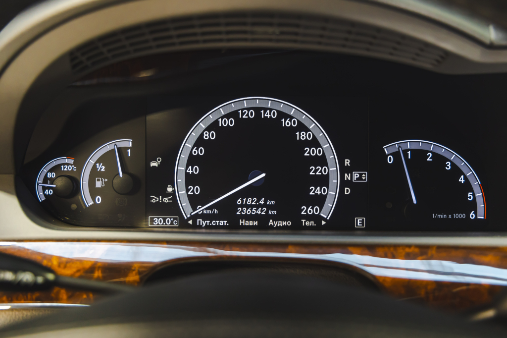 Mercedes-Benz S-Class 2011 photo 22