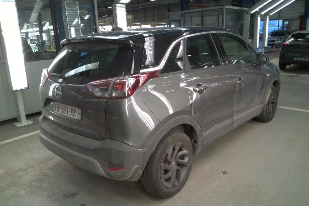 Opel Crossland X 2020 фото 2