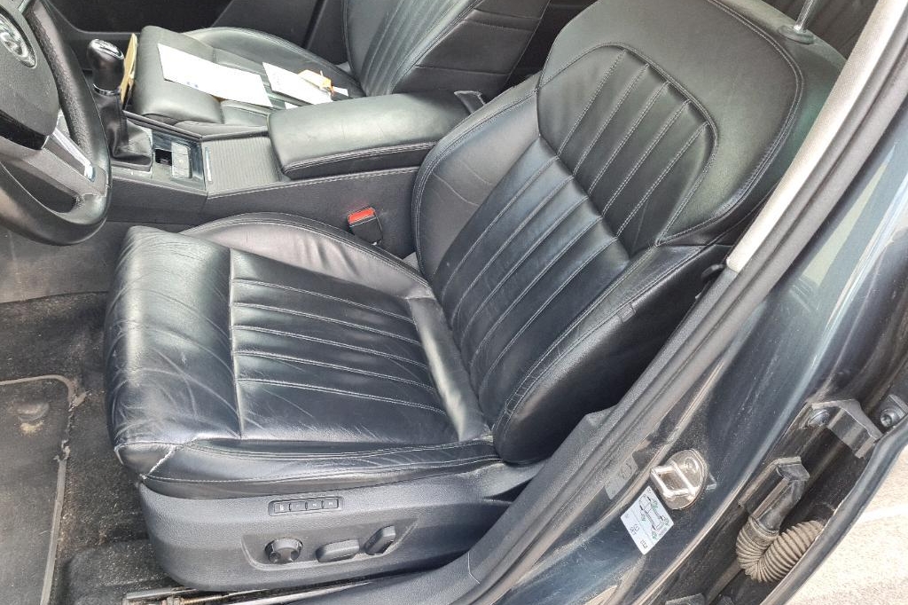 Skoda Superb Combi 2017 фото 49