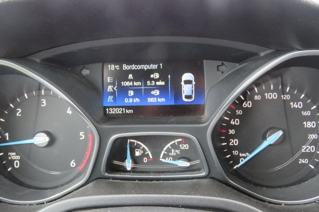 Ford Focus Turnier 2018 фото 6