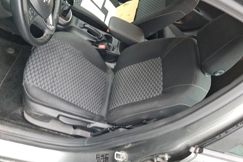 Opel Astra Sports Tourer 2017 photo 29