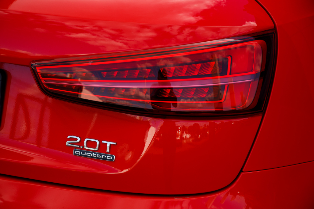 Audi Q3 Premium 2016 photo 30