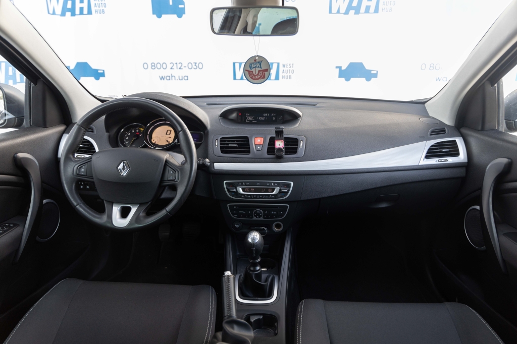 Renault Megane 2009 фото 26