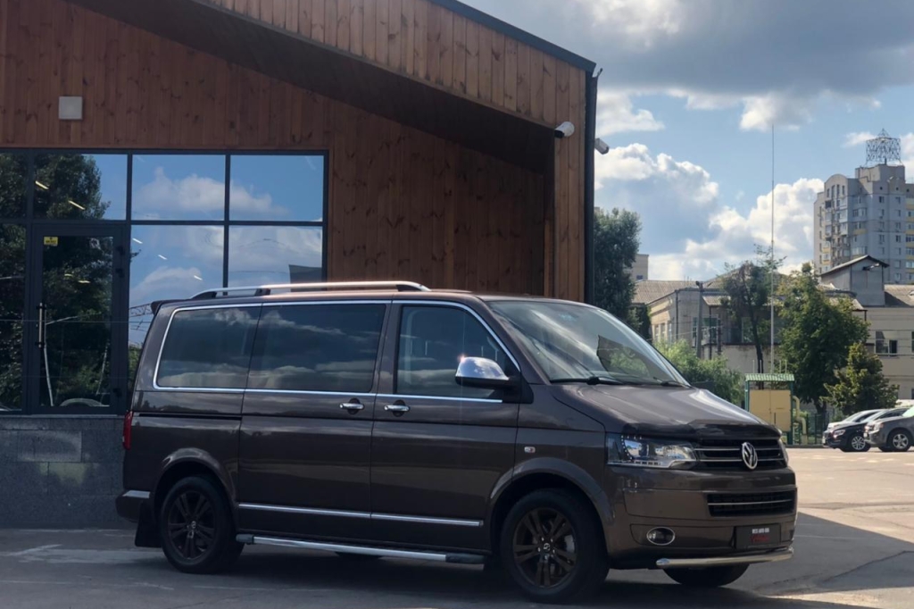 Volkswagen Multivan HIGHLINE 2011 фото 3