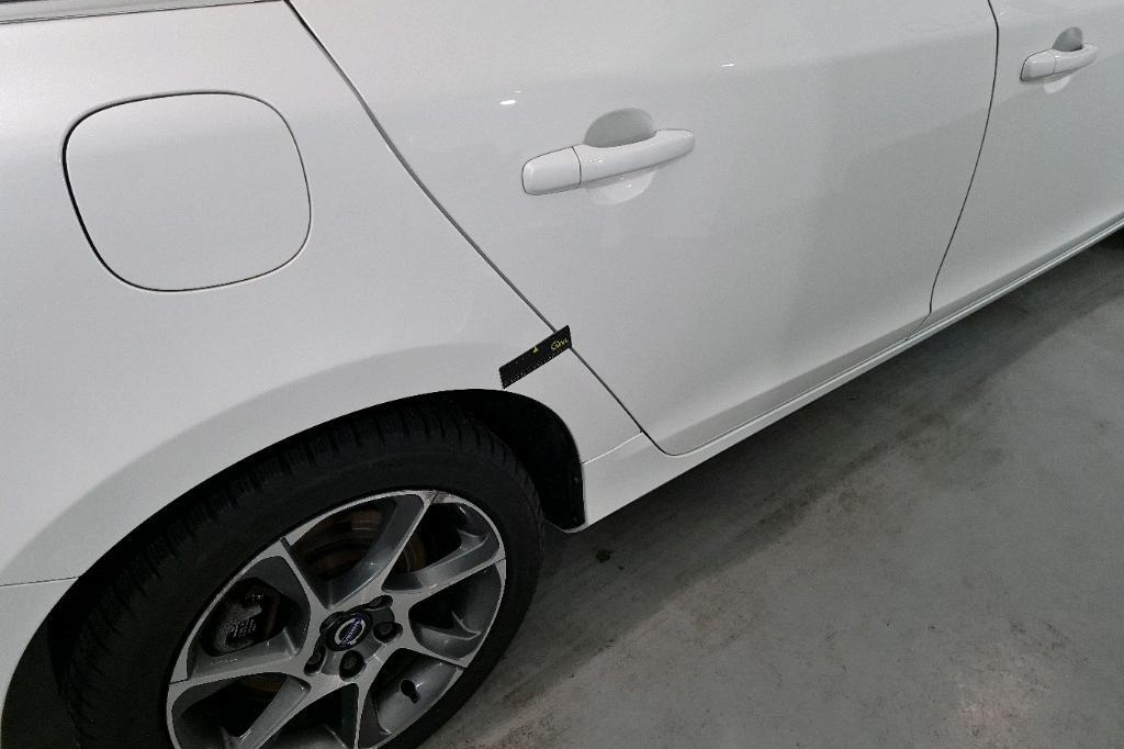 Volvo V60 2016 фото 31