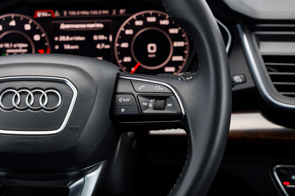 Audi Q5 Premium Plus 2018 фото 29