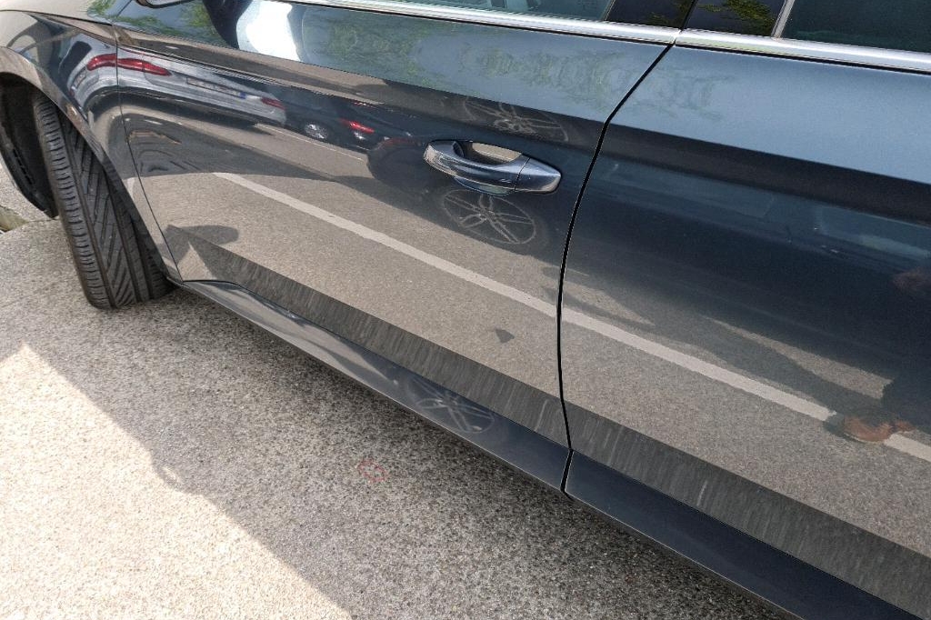 Skoda Superb Combi 2017 фото 61