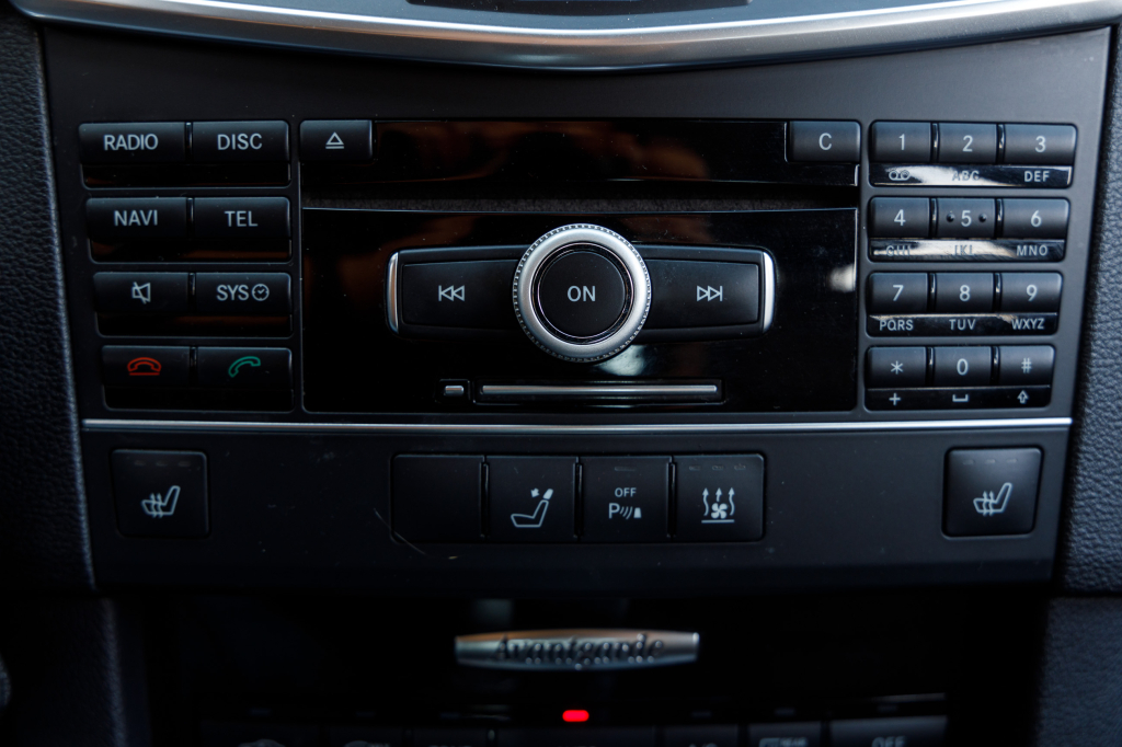 Mercedes-Benz E 250 E250 CDI 2010 photo 23