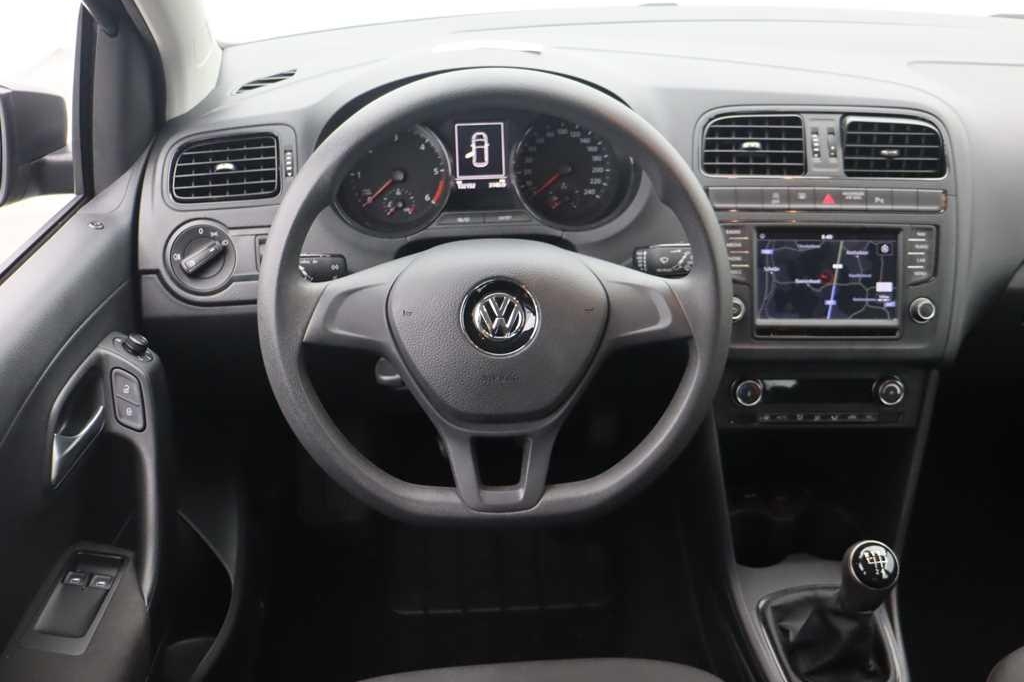 Volkswagen Polo 2016 photo 3