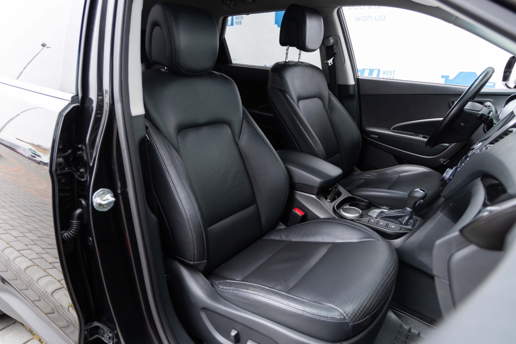 Hyundai Grand Santa Fe CRDI 4WD 2013 photo 30