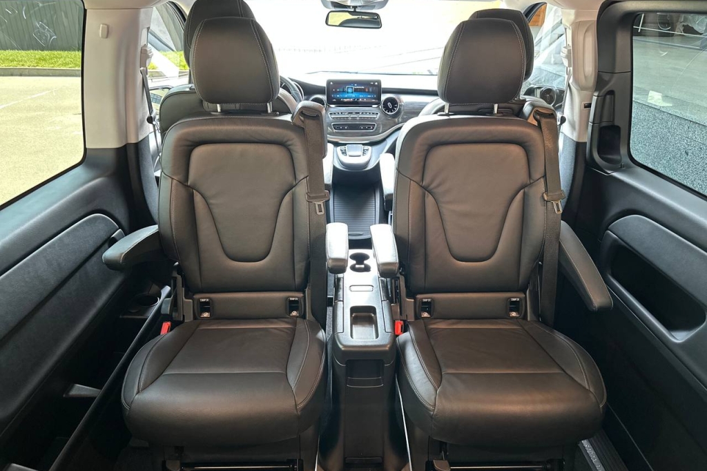 Mercedes-Benz V-Class  220d Long AT 2020 фото 17