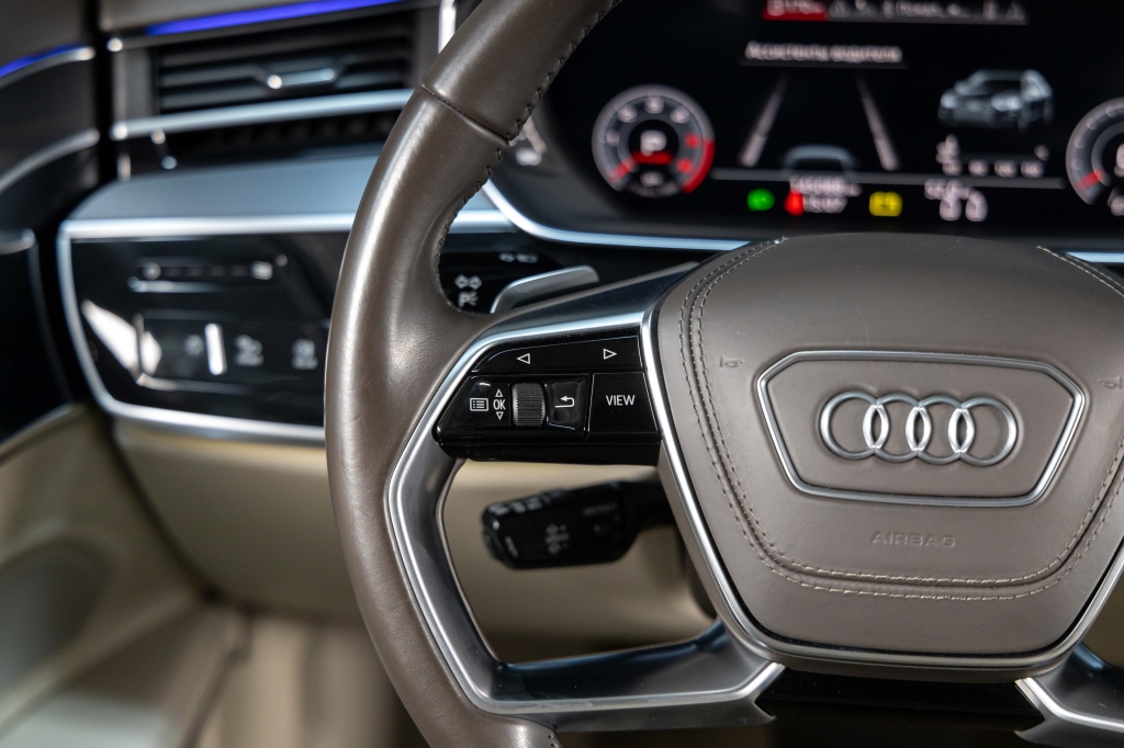 Audi A8 L 2018 фото Audi A8 L 2018 фото 22