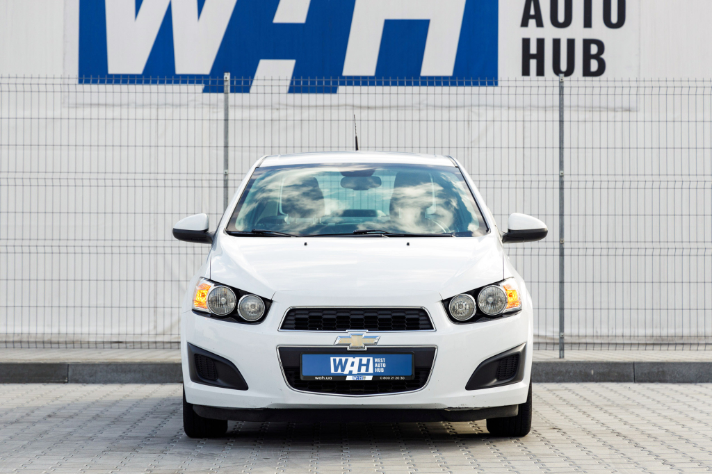 Chevrolet Sonic LS 2013 фото 2