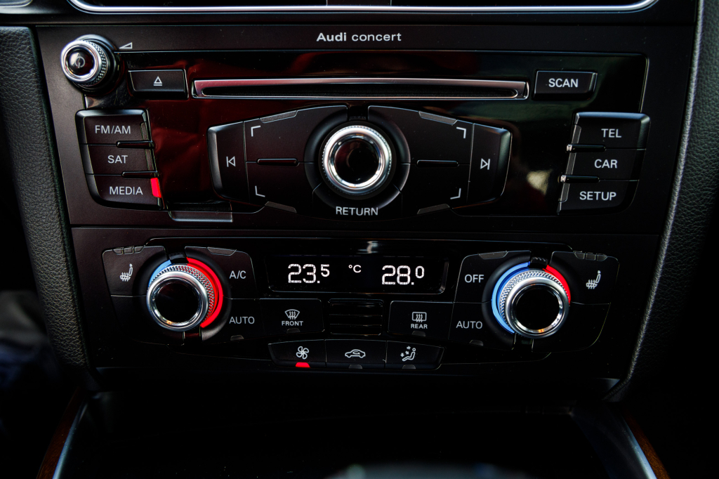 Audi Q5 2014 photo 17