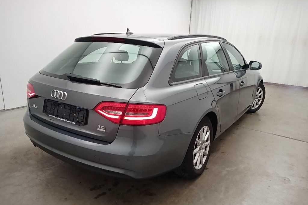 Audi A4 Avant 2015 фото 4