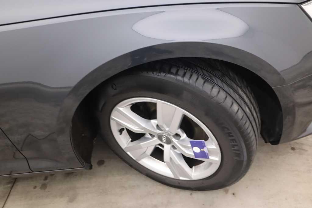 Audi A4 2016 photo 30