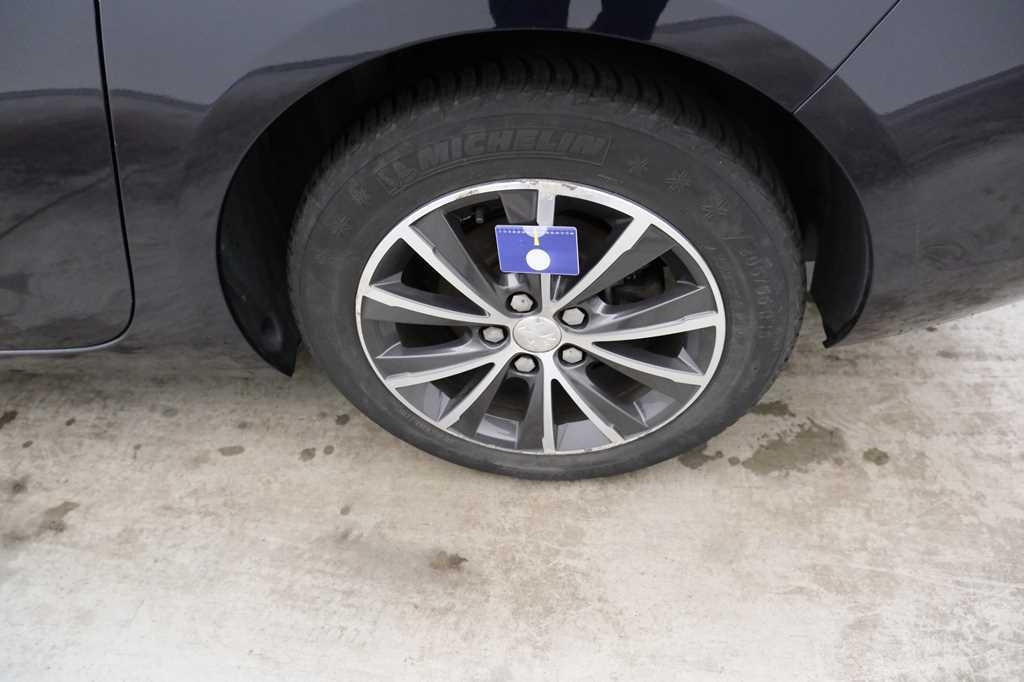 Peugeot 308 2016 photo 29