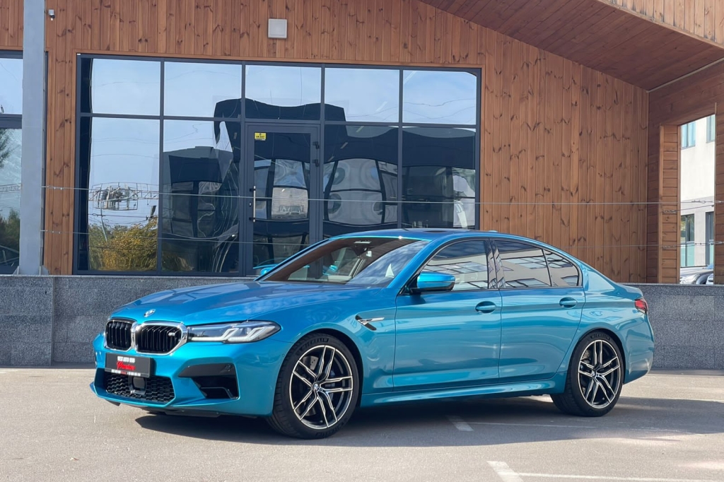 BMW M5 2020 фото 5