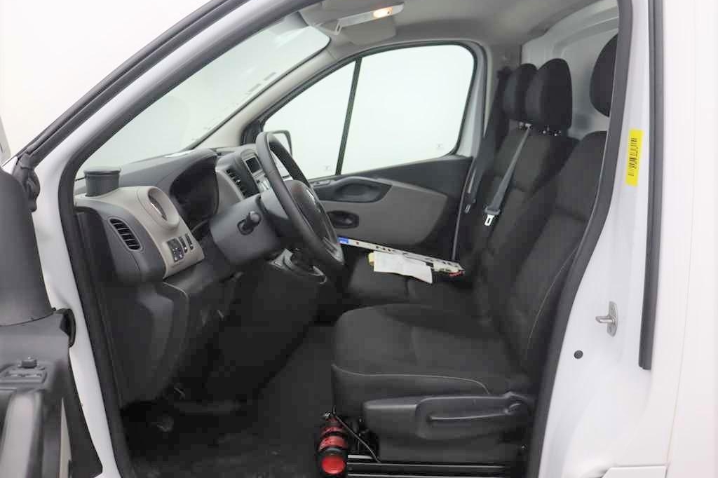 Renault Trafic 2016 photo 4