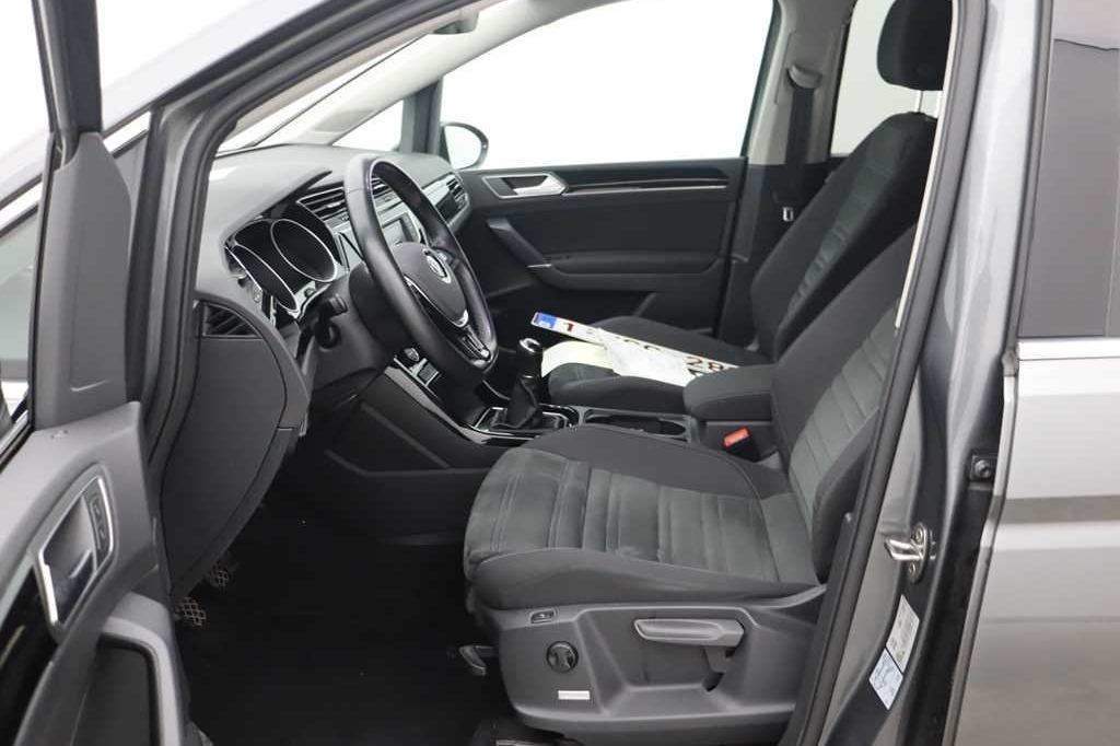 Volkswagen Touran 2016 фото 3