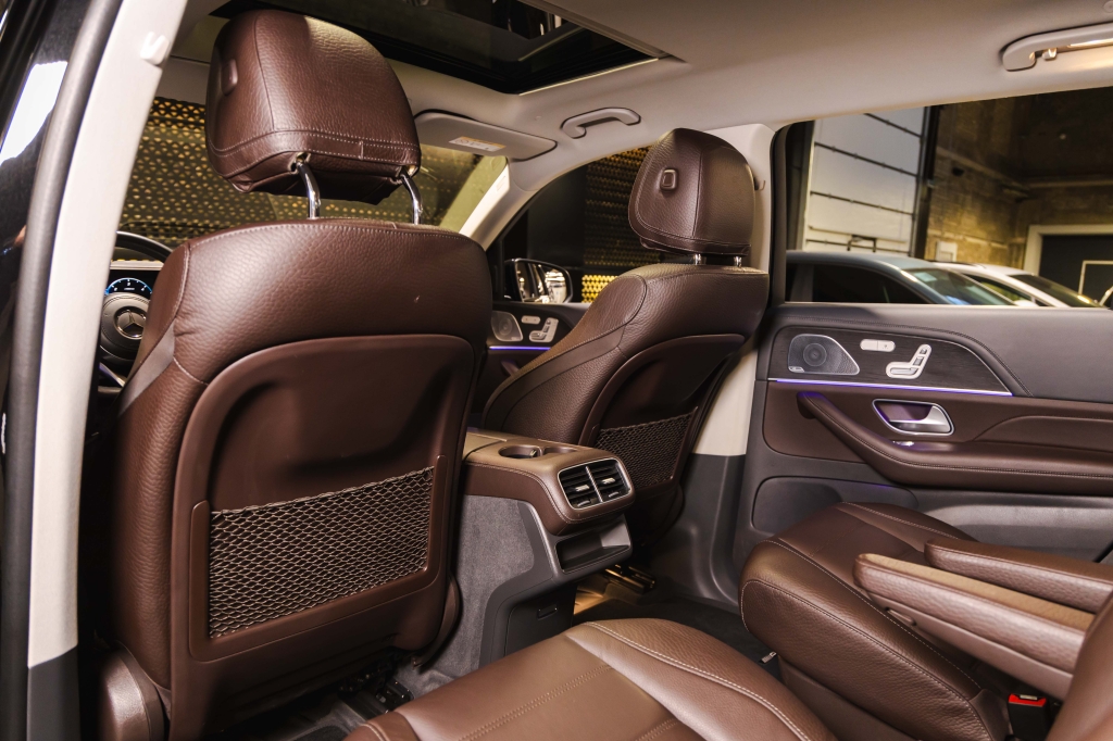 Mercedes-Benz GLS-Class 400d 2020 photo 48