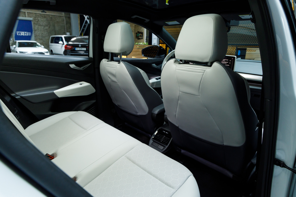 Volkswagen ID.4 1ST Edition 2021 photo 32