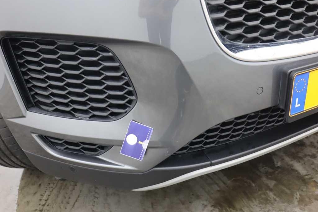 Jaguar E-Pace 2018 photo 8