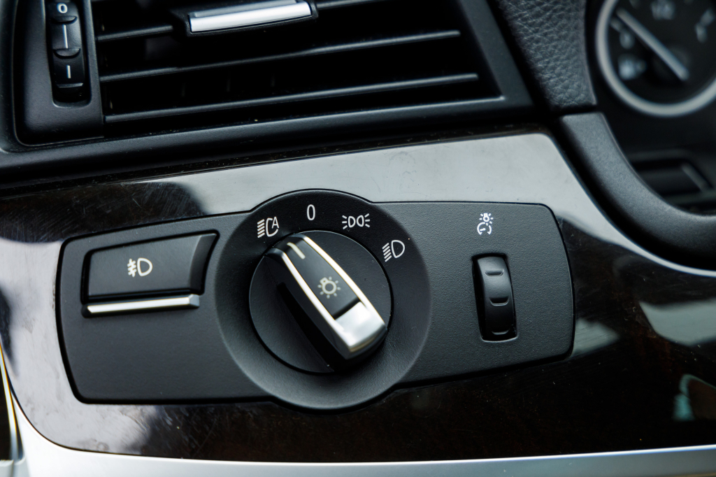 BMW 528 Xdrive 2012 фото 12