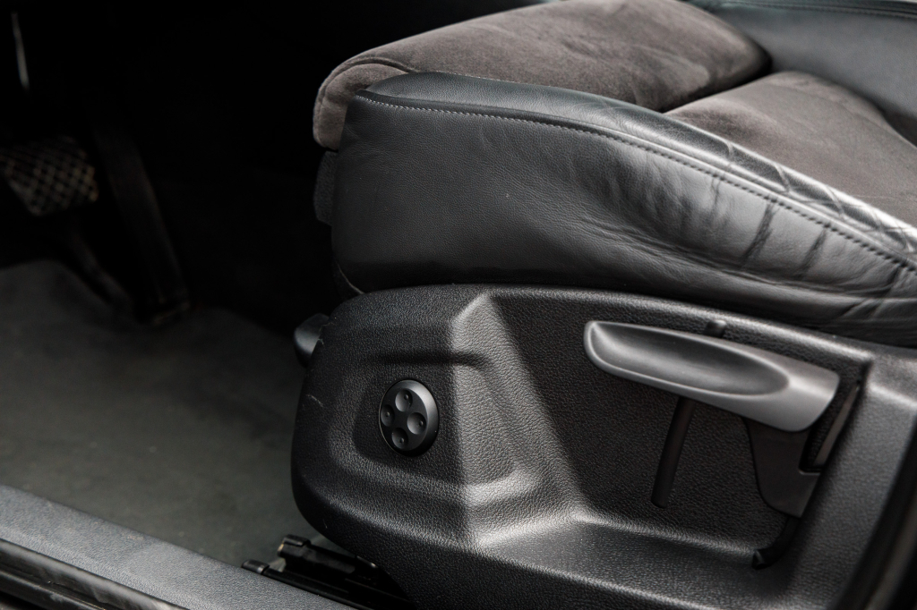 Audi Q3 2012 photo 27