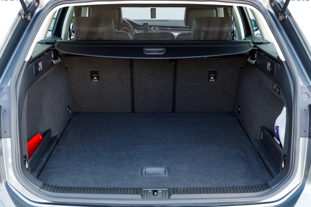 Volkswagen Passat B8 Highline 4Motion 2016 photo 12