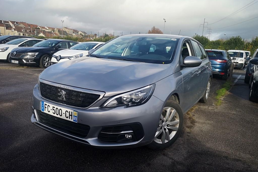 Peugeot 308 SW 2018 фото 3