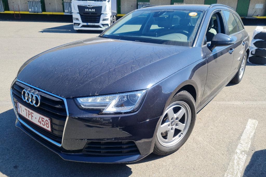 Audi A4 Avant 2018 фото 4