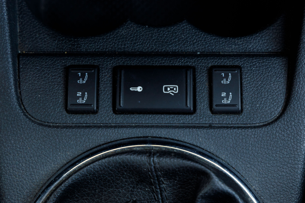 Skoda Fabia 2011 фото 9