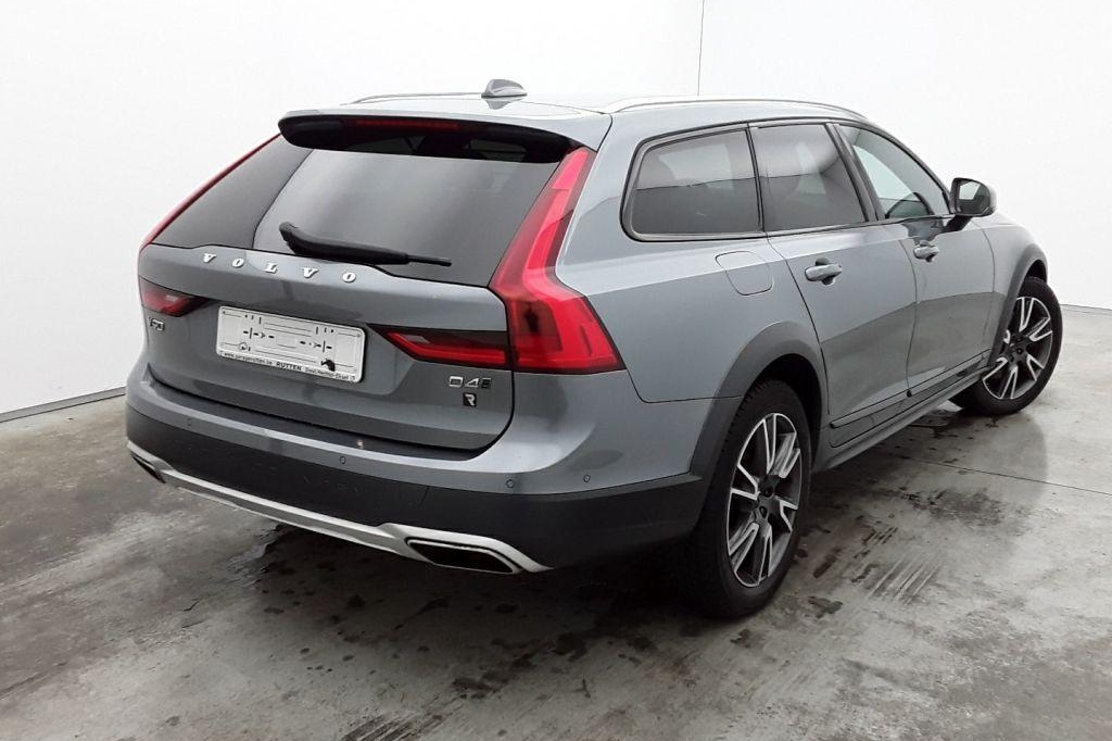 Volvo V90 Cross Country 2017 photo 5