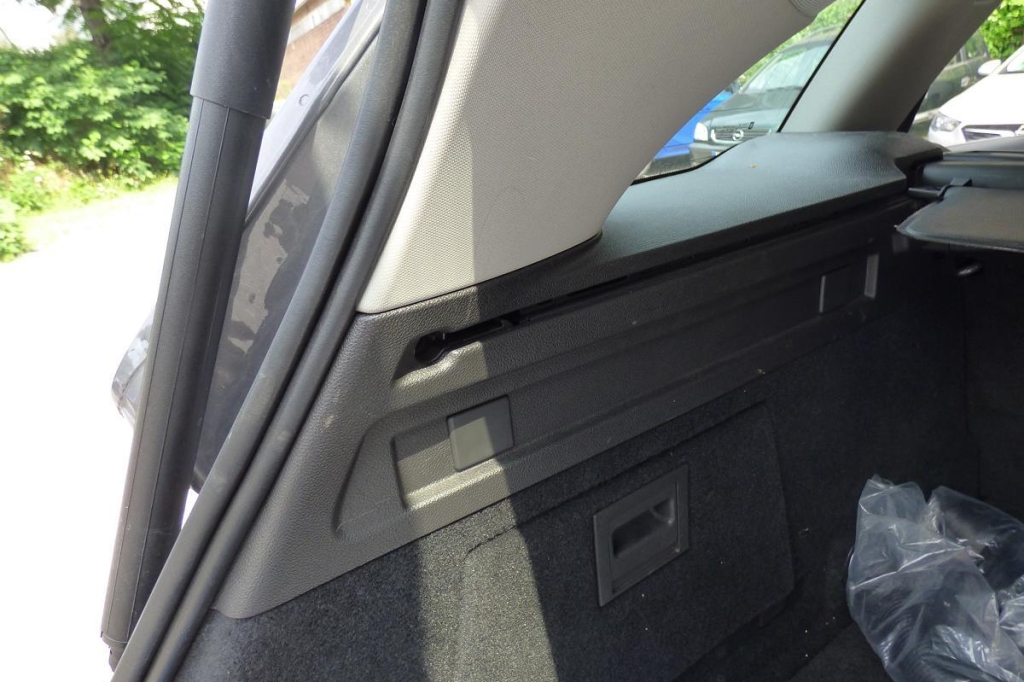 Opel Insignia Sports Tourer 2017 фото 38