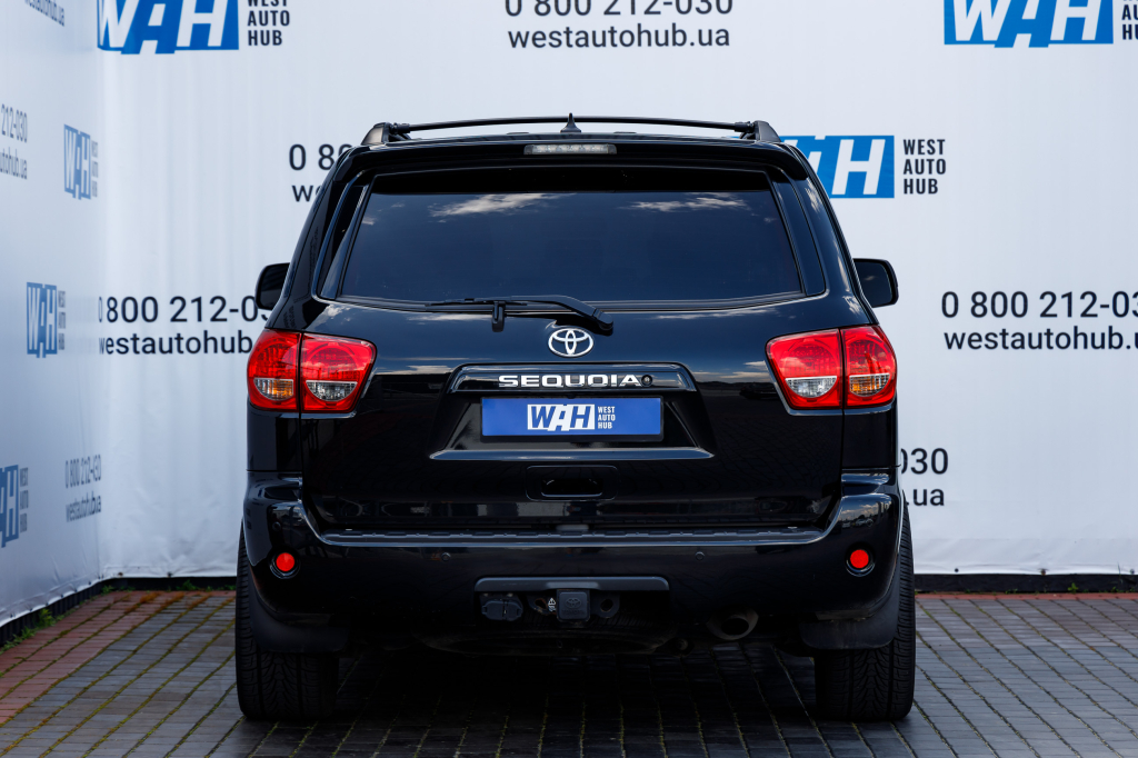 Toyota Sequoia 5.7 Dual VVT 2016 photo 33