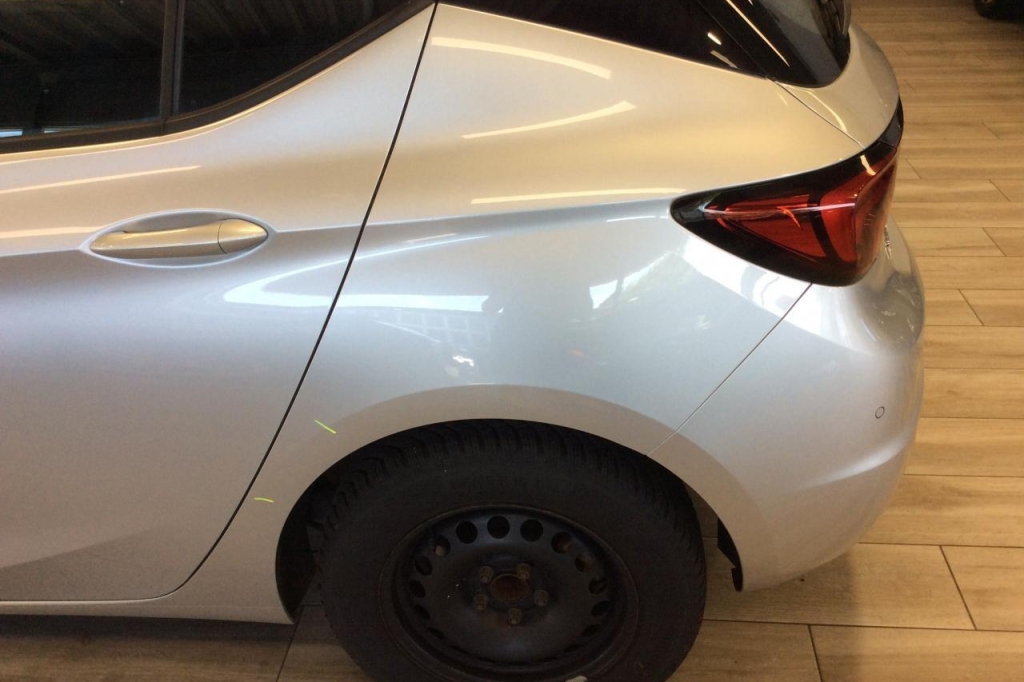 Opel Astra 2018 photo 10