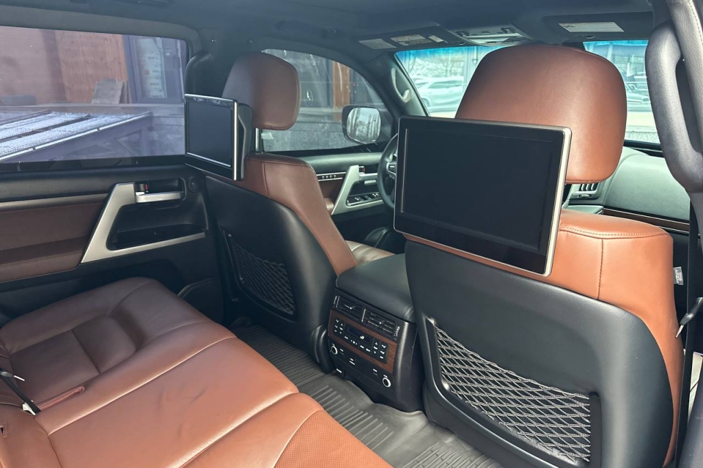 Toyota Land Cruiser 200 GUARD B6 2017 photo 17