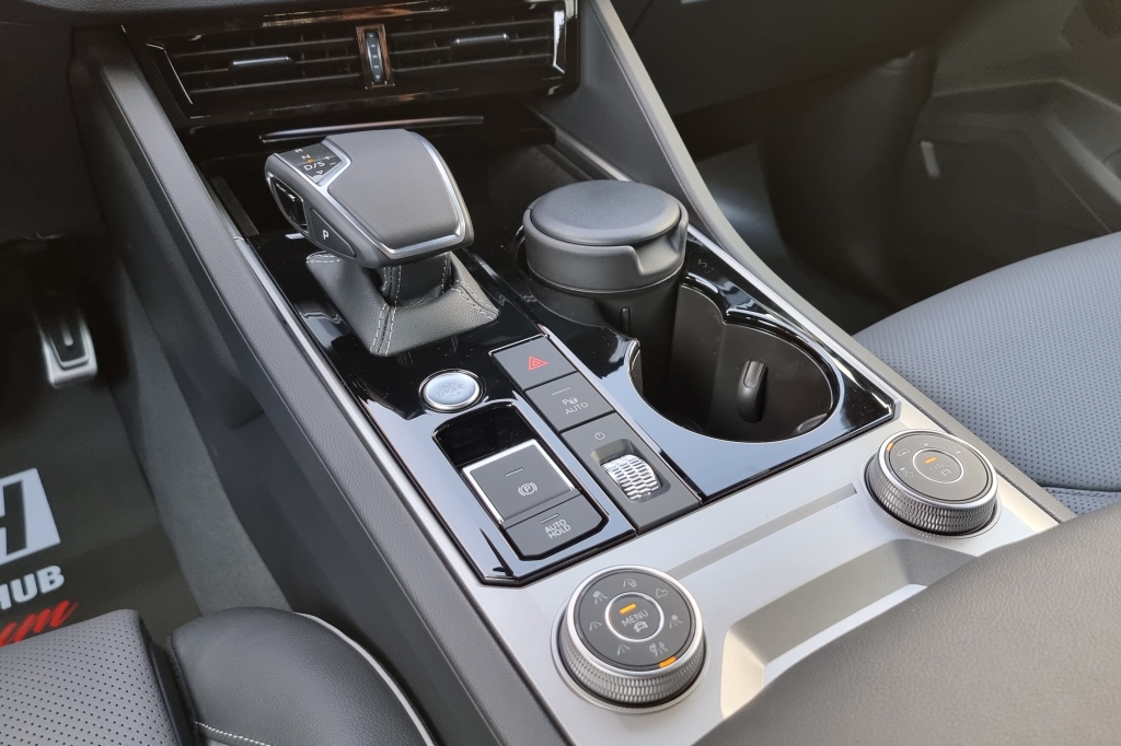 Volkswagen Touareg PLATINUM 2021 photo 14